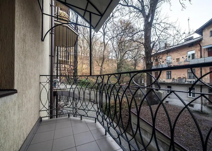 On Kryvonosa * 利沃夫