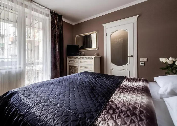 On Kryvonosa Apartmán